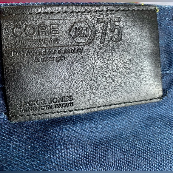 Jack and Jones Denim workwear CORE Anti Fit Button Fly - Picture 3 of 8